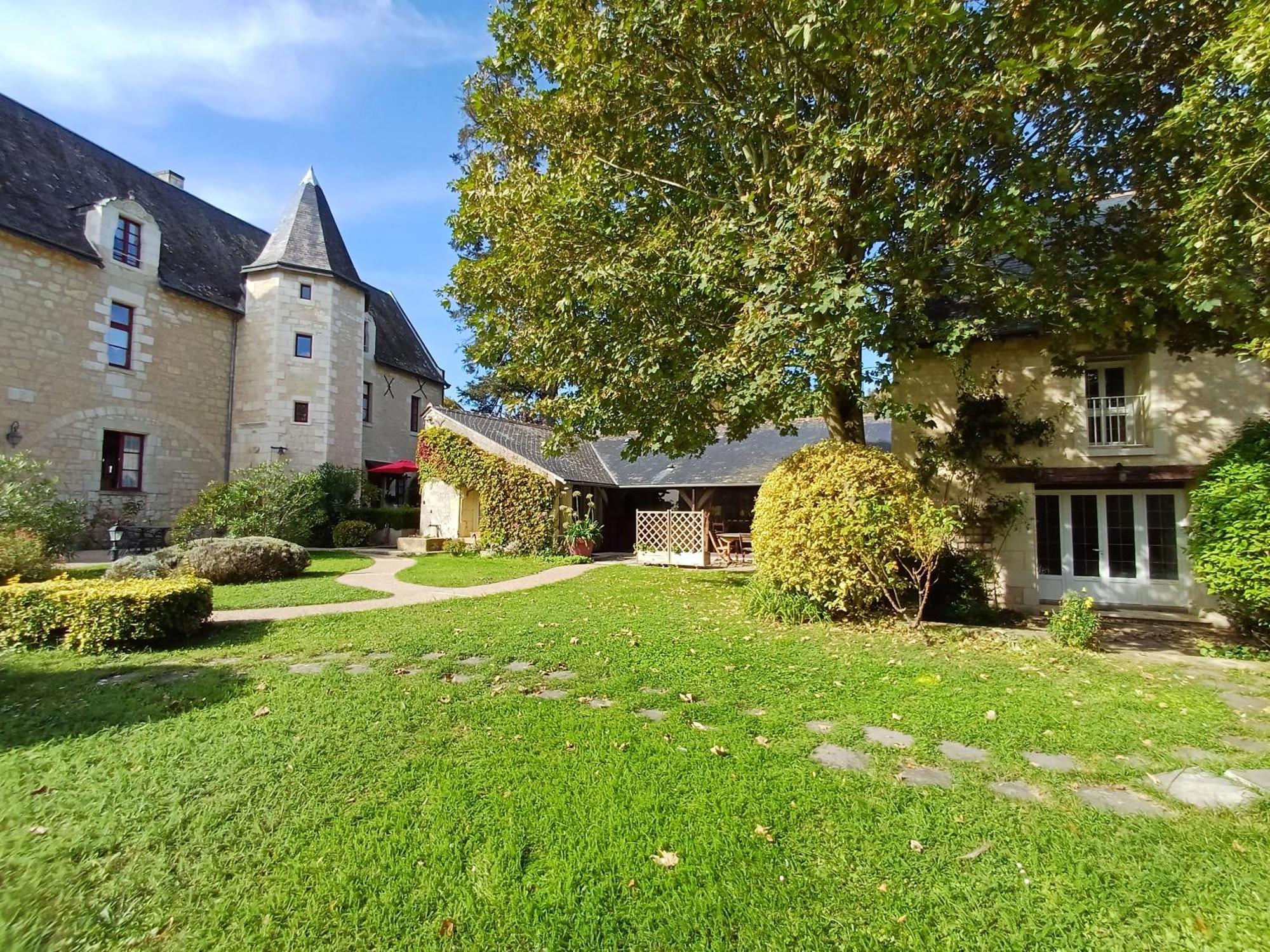 Bed and Breakfast Chinon Manoir De L'Abbaye Seuilly Exterior foto