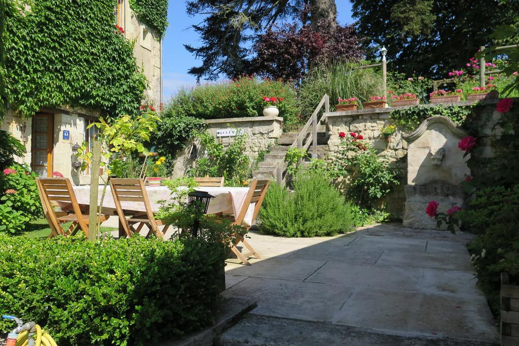 Bed and Breakfast Chinon Manoir De L'Abbaye Seuilly Exterior foto